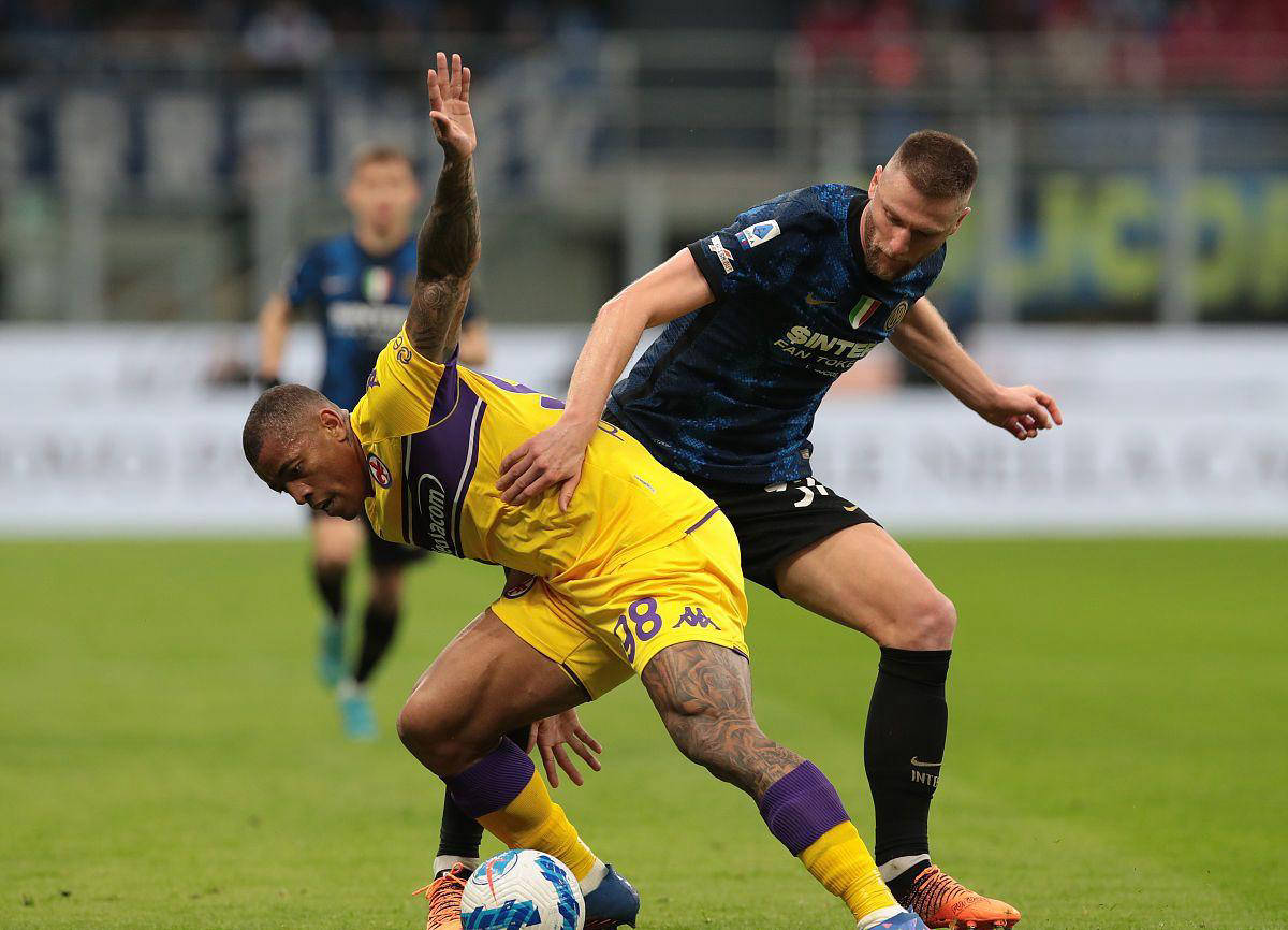 AC米兰客场击败巴勒摩，积分有所增加保持稳定