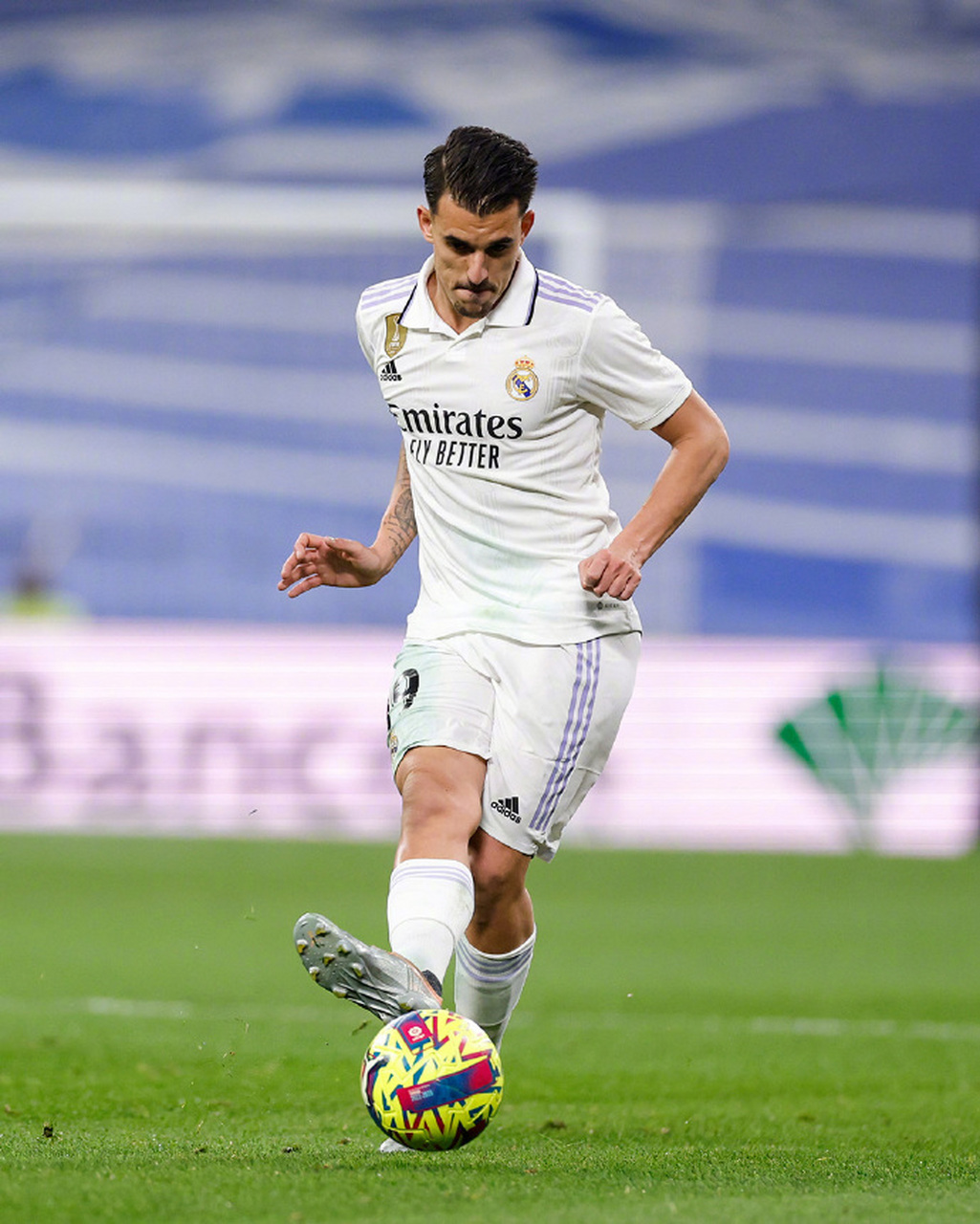 雄骑队主场大胜对手，保持领先优势的简单介绍