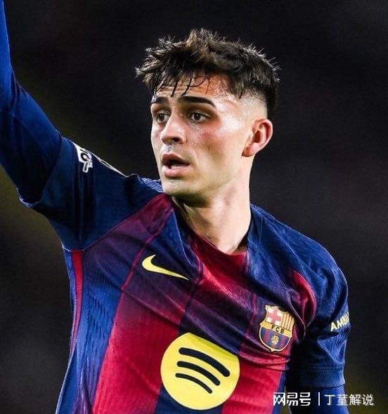 巴萨中场表现受好评或将获首发机会