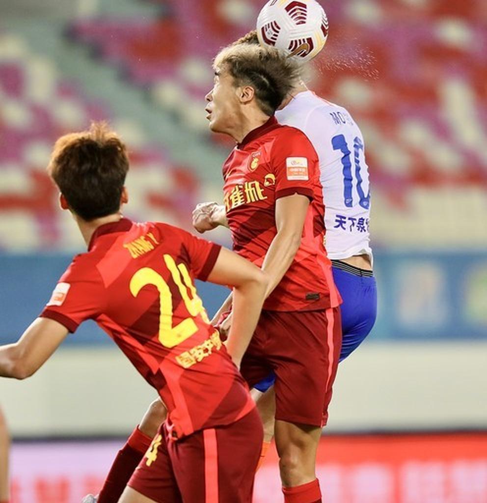 开云在线-山东鲁能在主场三球击败上海申花！(山东鲁能在主场三球击败上海申花的是谁)